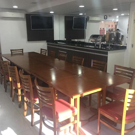 始终酒店 Três Lagoas 外观 照片